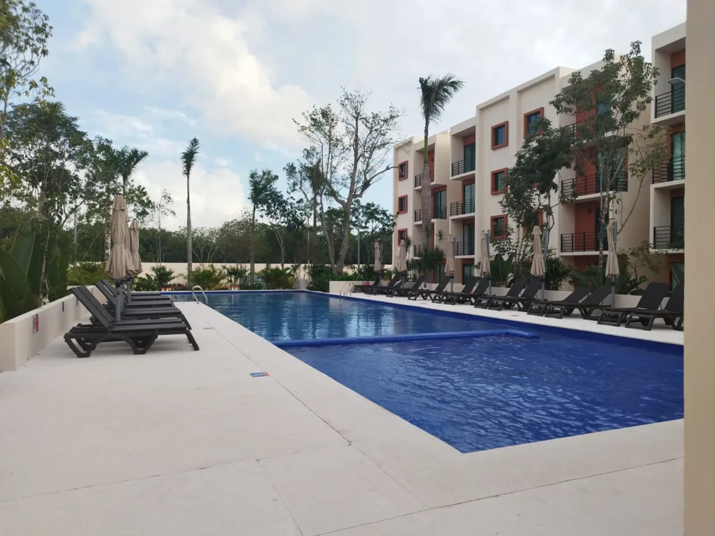 Foto 2 de Departamento en renta en Ombú, Huayacán Cancún